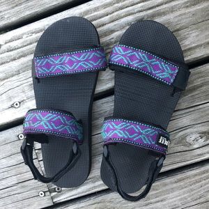 REEF Brazil Velcro Strap Sandals
